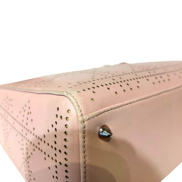 Cannage Perforated Lady Dior - Picture 12 of 12